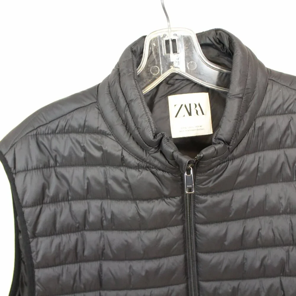Zara Men’s Black Puffer Vest‎ Size L Lightweight Quilted